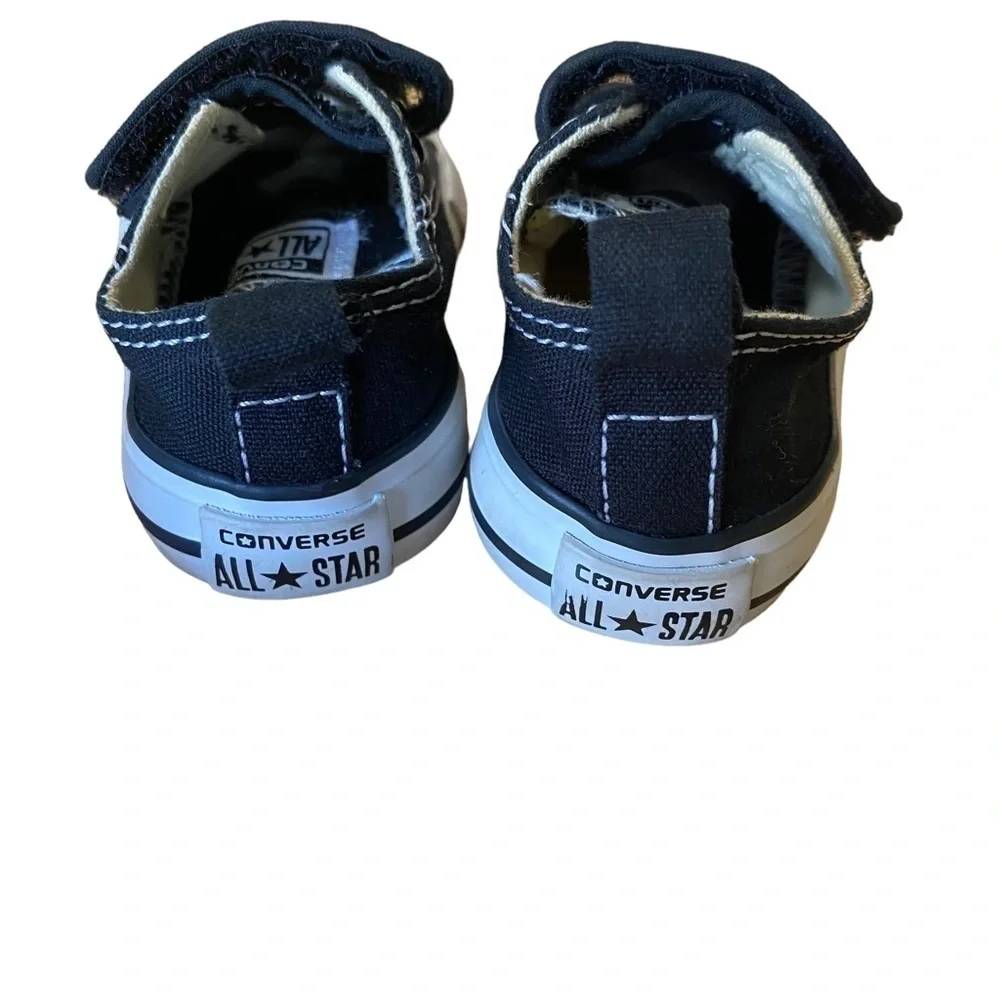 CONVERSE Chuck Taylor Classic Black and White Toddler Two Strap Sneakers Size 2